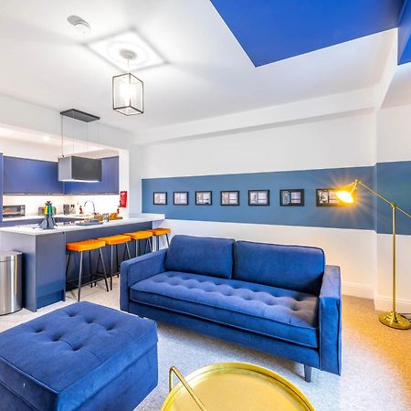 Skyfall With Free Parking For Families & Business By Prescott Apartments Bristol Dış mekan fotoğraf