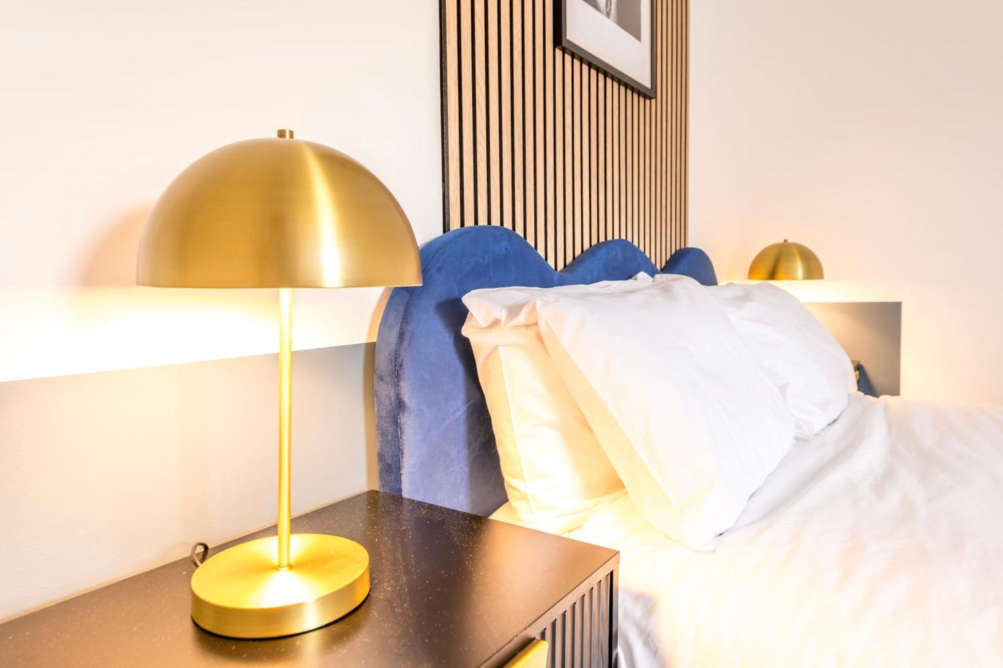 Skyfall With Free Parking For Families & Business By Prescott Apartments Bristol Dış mekan fotoğraf
